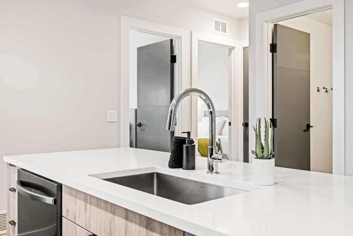 Avenue Hotel Downtown Golden Gold Miners Suite Exteriér fotografie